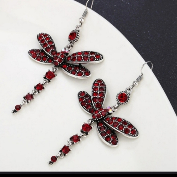3XHP! NWT Boho Red Crystal Dragonfly Earrings!